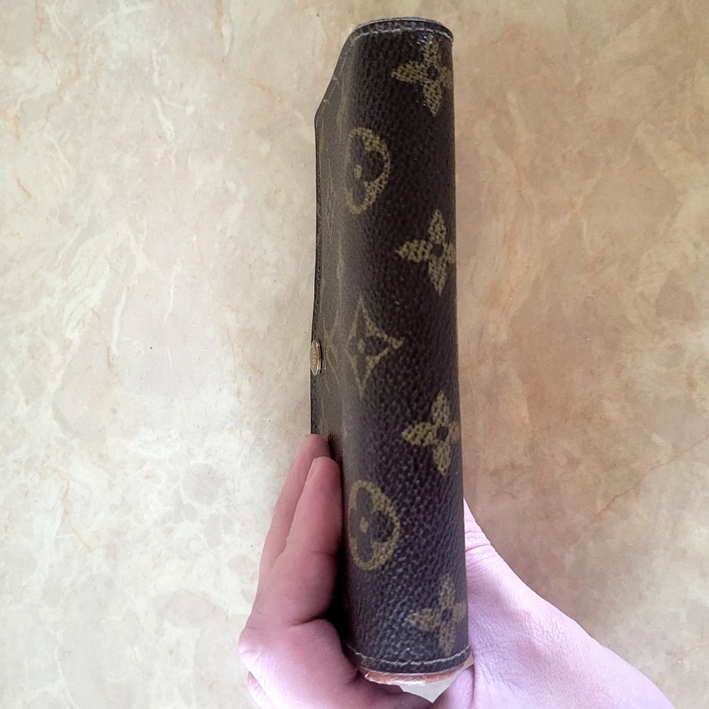 Louis Vuitton Portefeuille Sarah Monogram Wallet - Picture 8 of 11